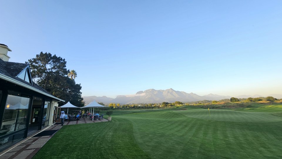 <h2>The Best of South Africa Escorted 2023</h2> 14 Nights | 6 Rounds | March 11 - 25